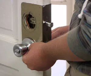 Locksmith Store  Quincy, MA 617-603-7536 - locksmith-12