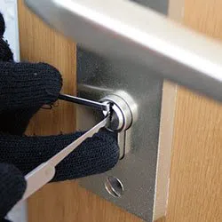 Locksmith Store  Quincy, MA 617-603-7536 - residential-lock-out